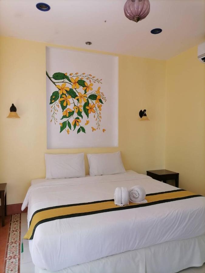 Baanmontra Beach Resort - Bankrut Εξωτερικό φωτογραφία