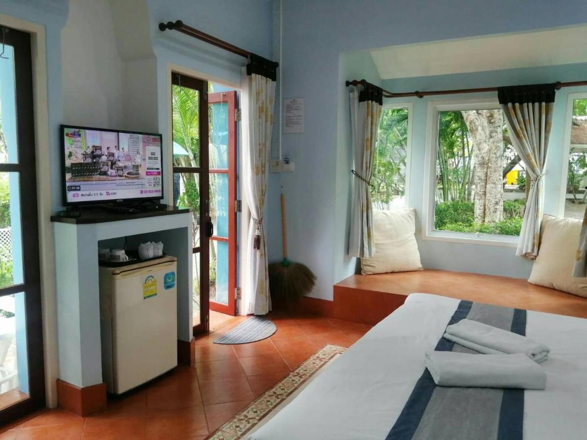 Baanmontra Beach Resort - Bankrut Εξωτερικό φωτογραφία
