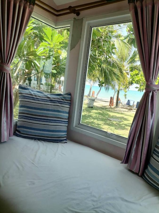 Baanmontra Beach Resort - Bankrut Εξωτερικό φωτογραφία